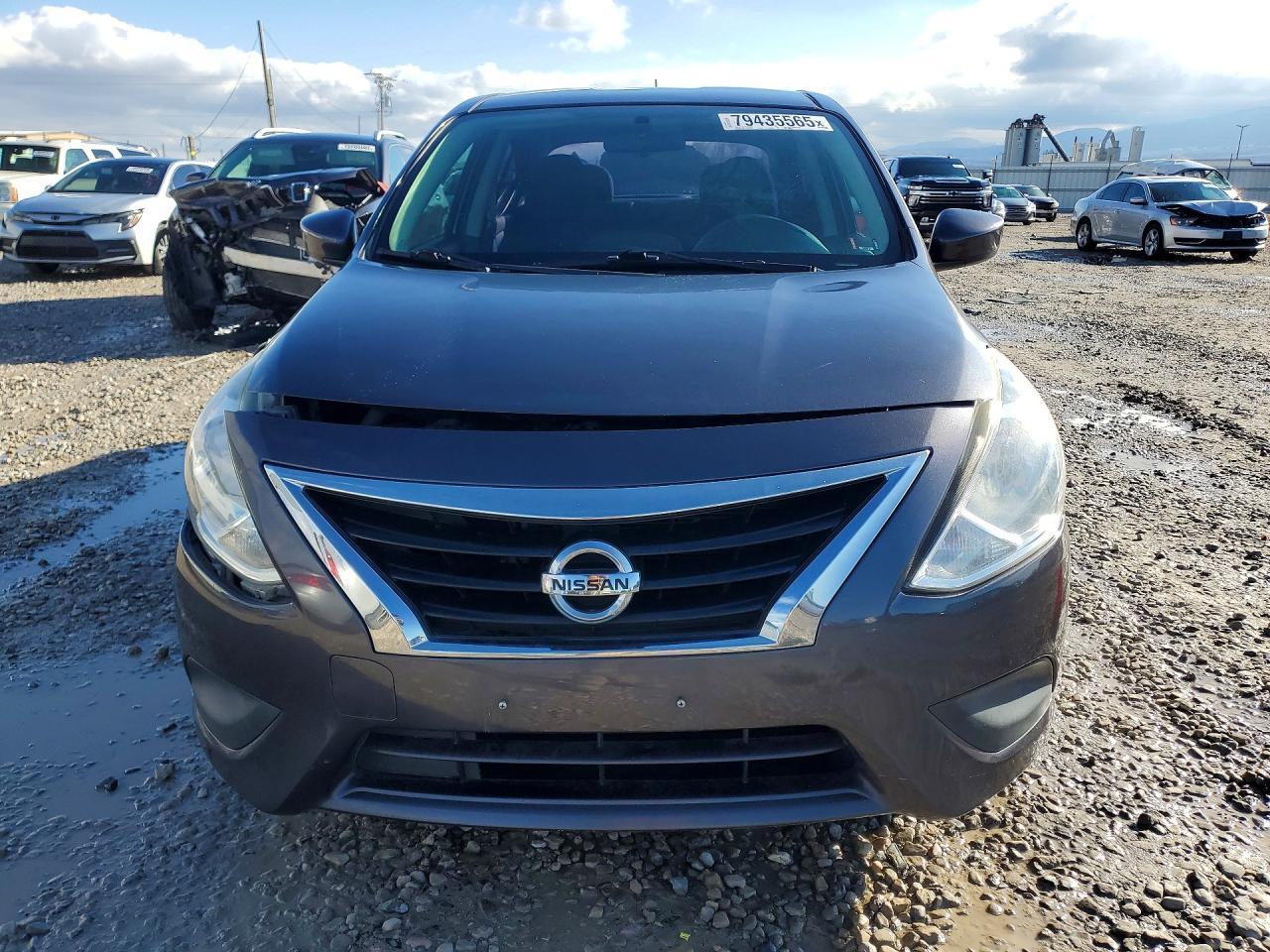 2015 Nissan Versa 1.6 Sv - Image 5