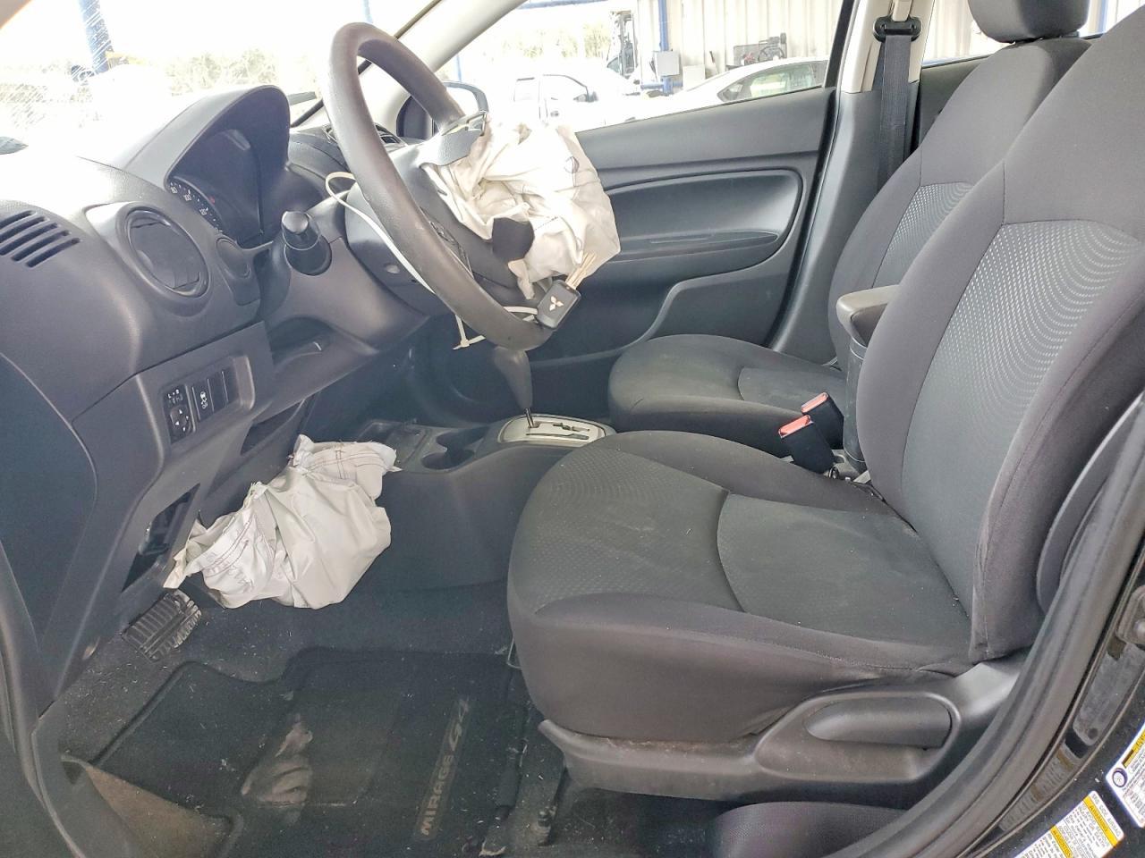 2019 Mitsubishi Mirage 4D Es/Le - Image 7