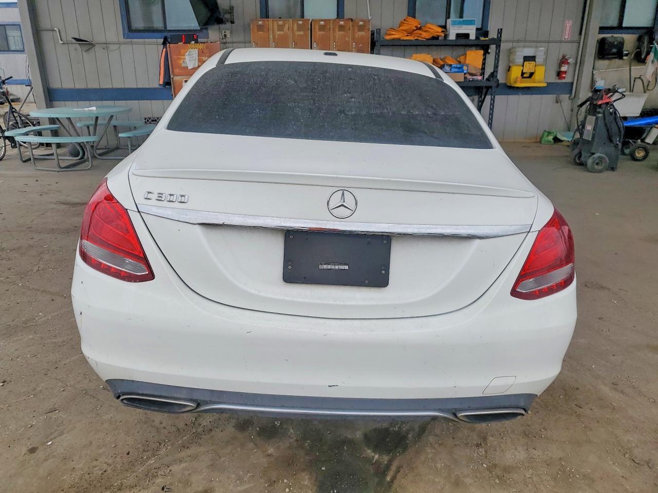 2015 Mercedes-Benz C 300 - Image 6