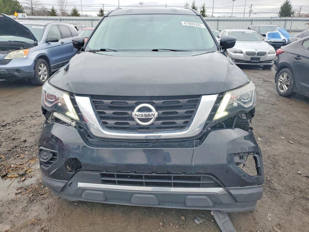 2017 Nissan Pathfinder S - Image 5