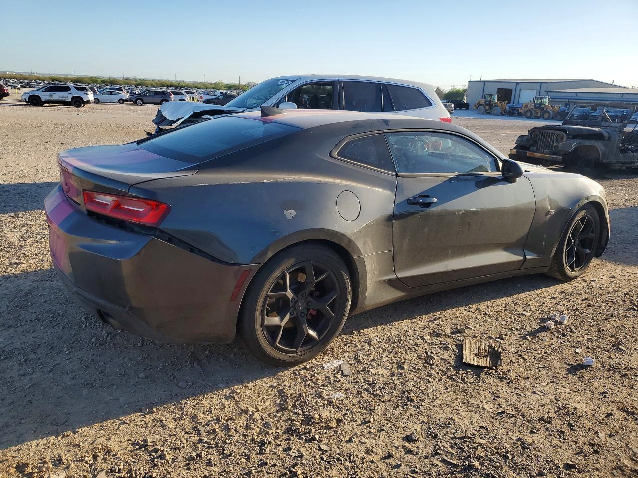 2017 Chevrolet Camaro Lt - Фото 3