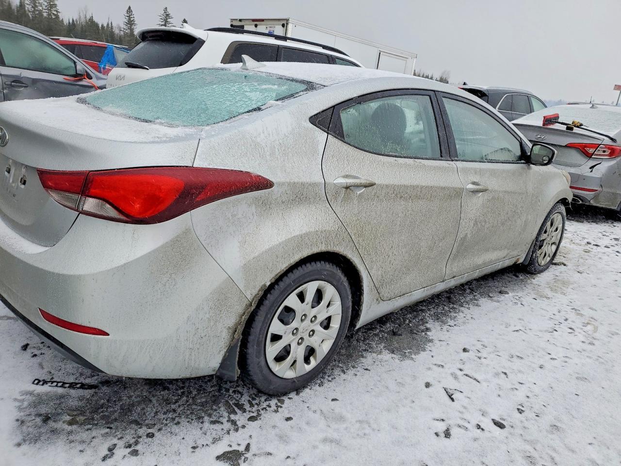 2014 Hyundai Elantra Se - Image 3