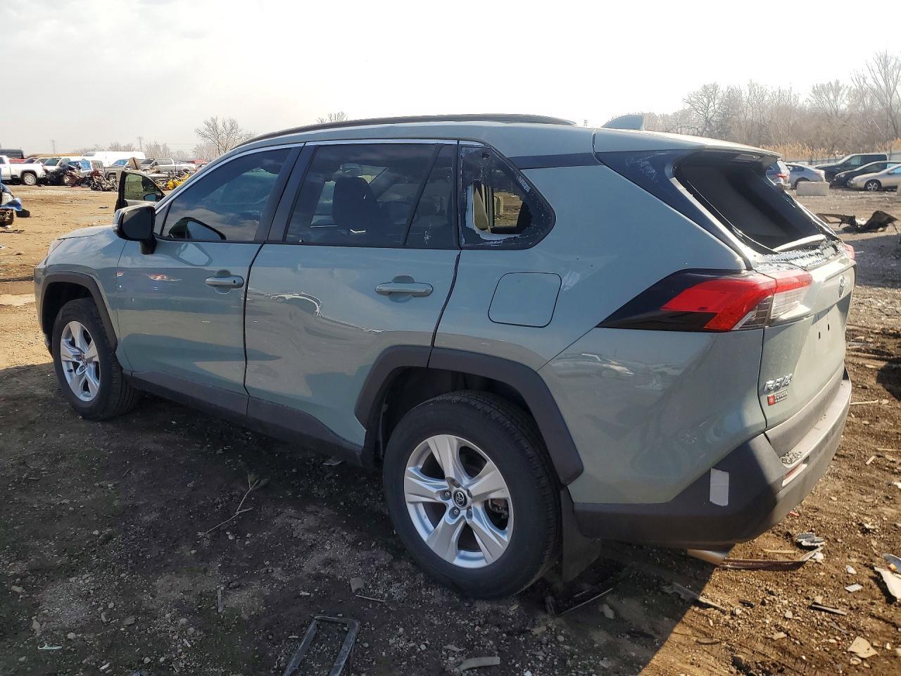 2021 Toyota Rav4 Xle - Фото 2