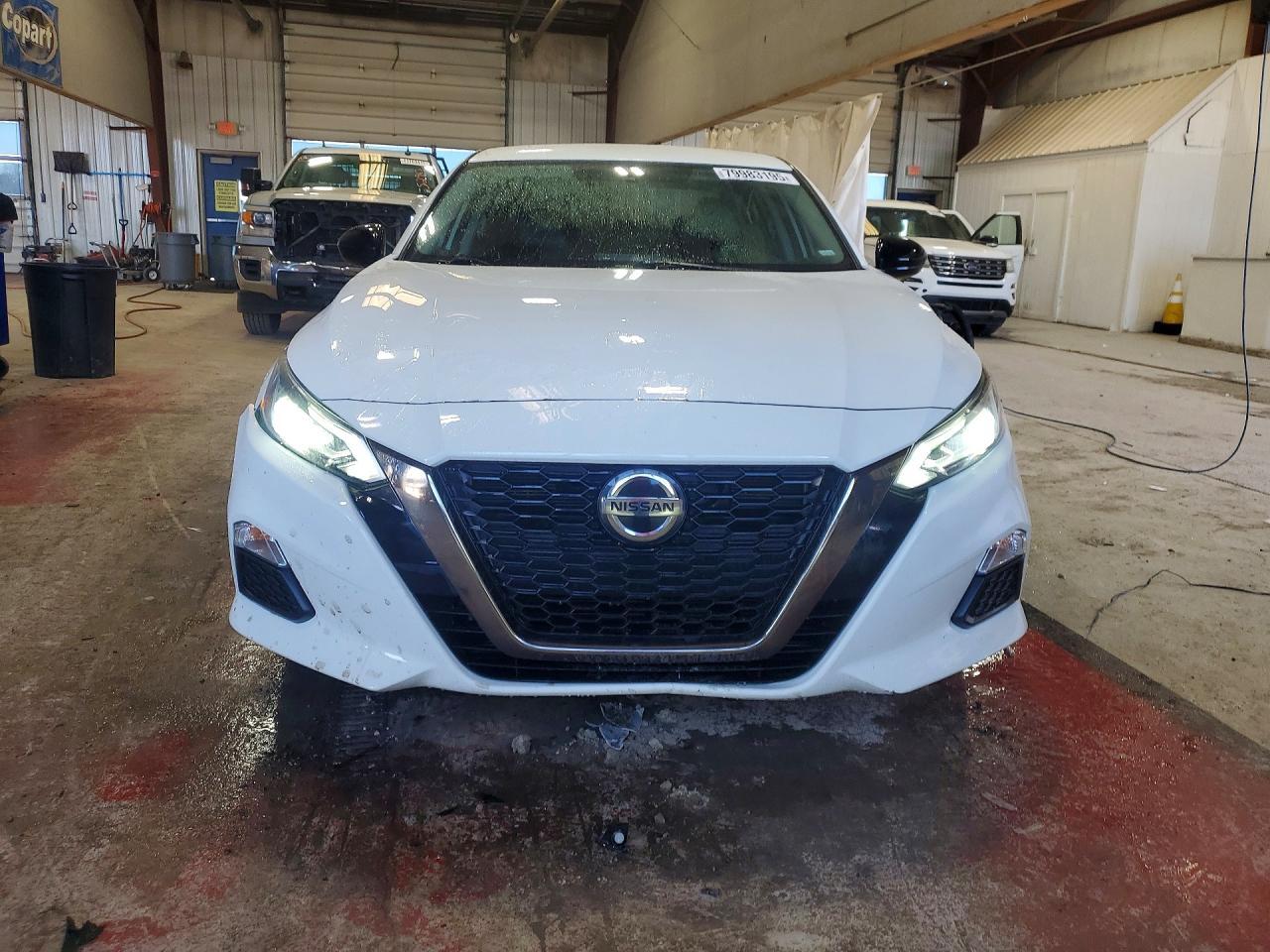 2019 Nissan Altima 2.5 Sr - Фото 5