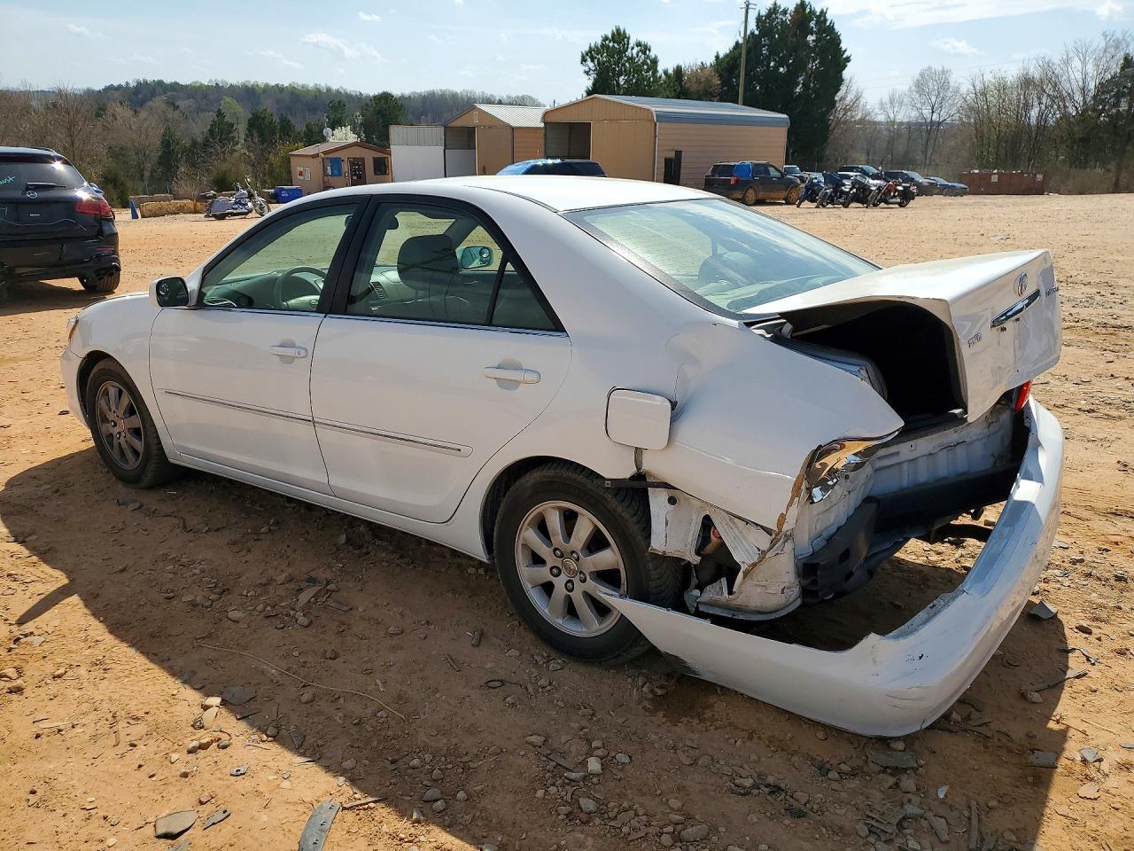 2004 Toyota Camry Xle - Image 2