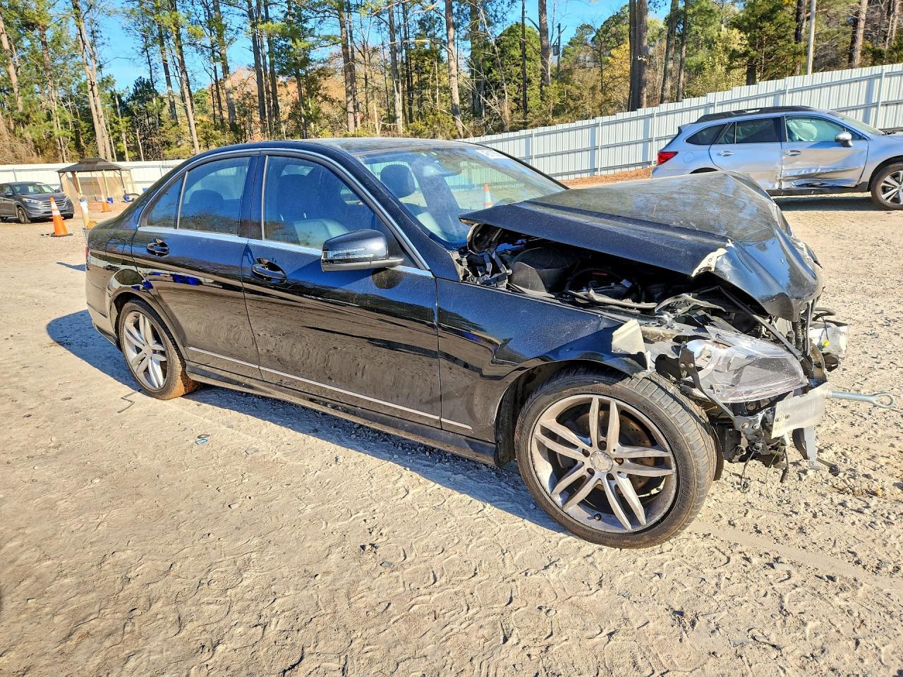 2012 Mercedes-Benz C 300 4Matic - Фото 4