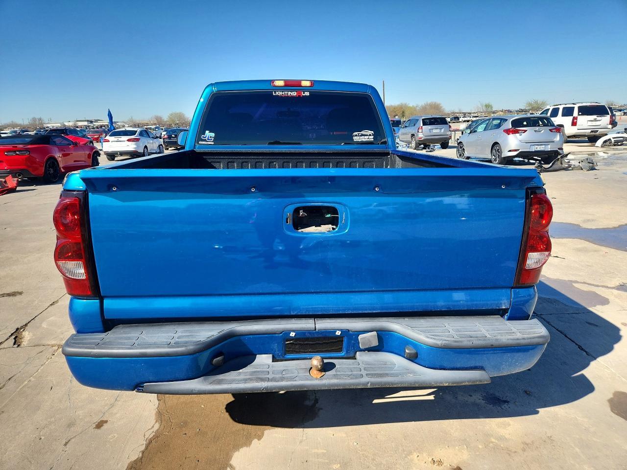 2000 Chevrolet Silverado C1500 - Image 6