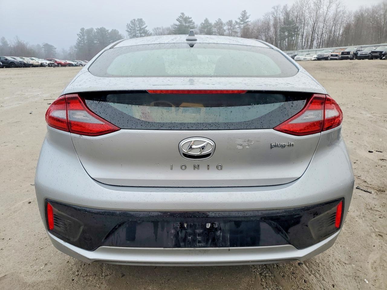 2019 Hyundai Ioniq Plug-In Hybrid Base - Image 6