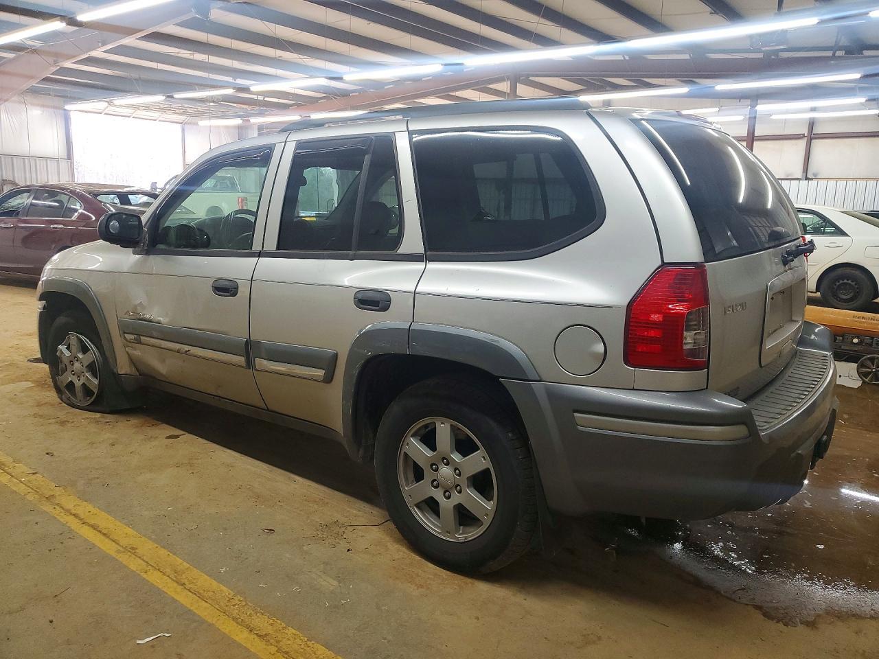 2005 Isuzu Ascender S - Фото 2
