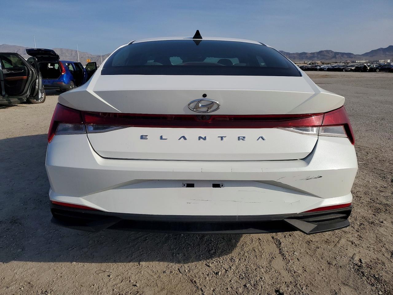2022 Hyundai Elantra Sel - Фото 6