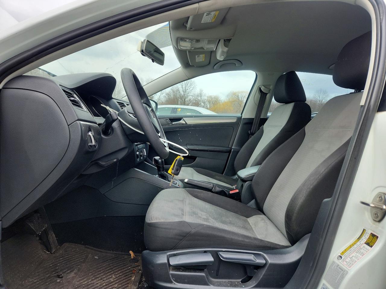 2017 Volkswagen Jetta S - Image 7