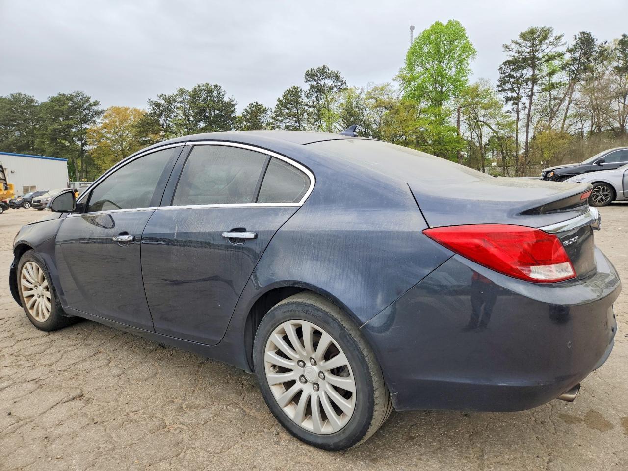 2013 Buick Regal Premium - Image 2