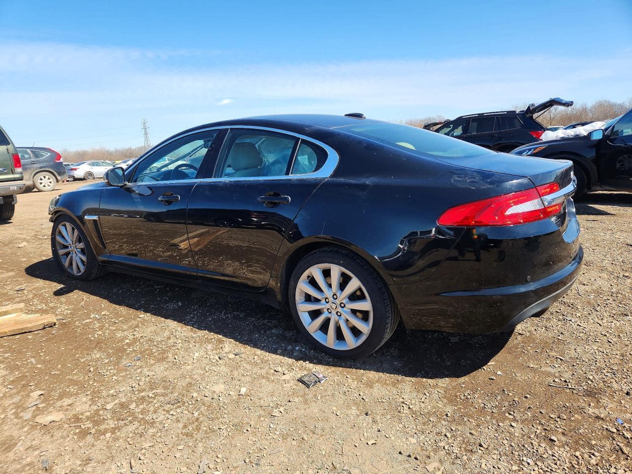 2012 Jaguar Xf - Image 2