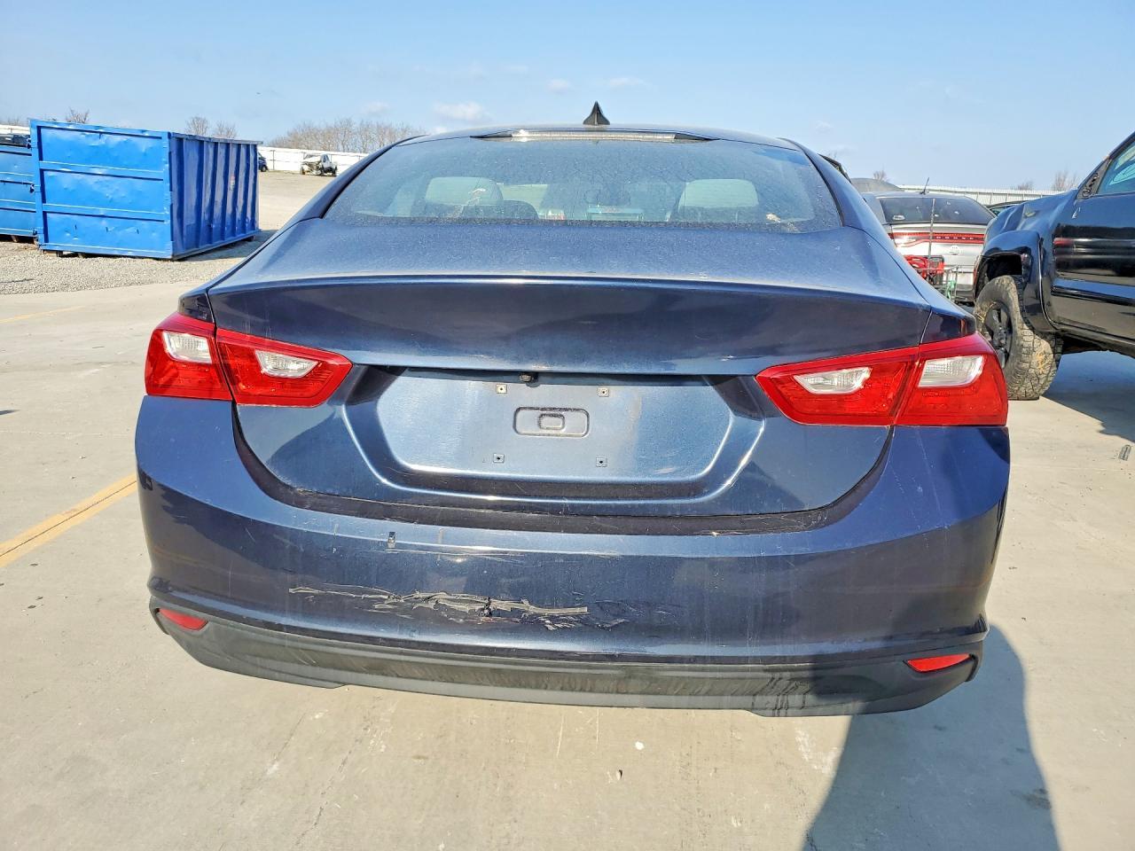 2017 Chevrolet Malibu Ls - Image 6