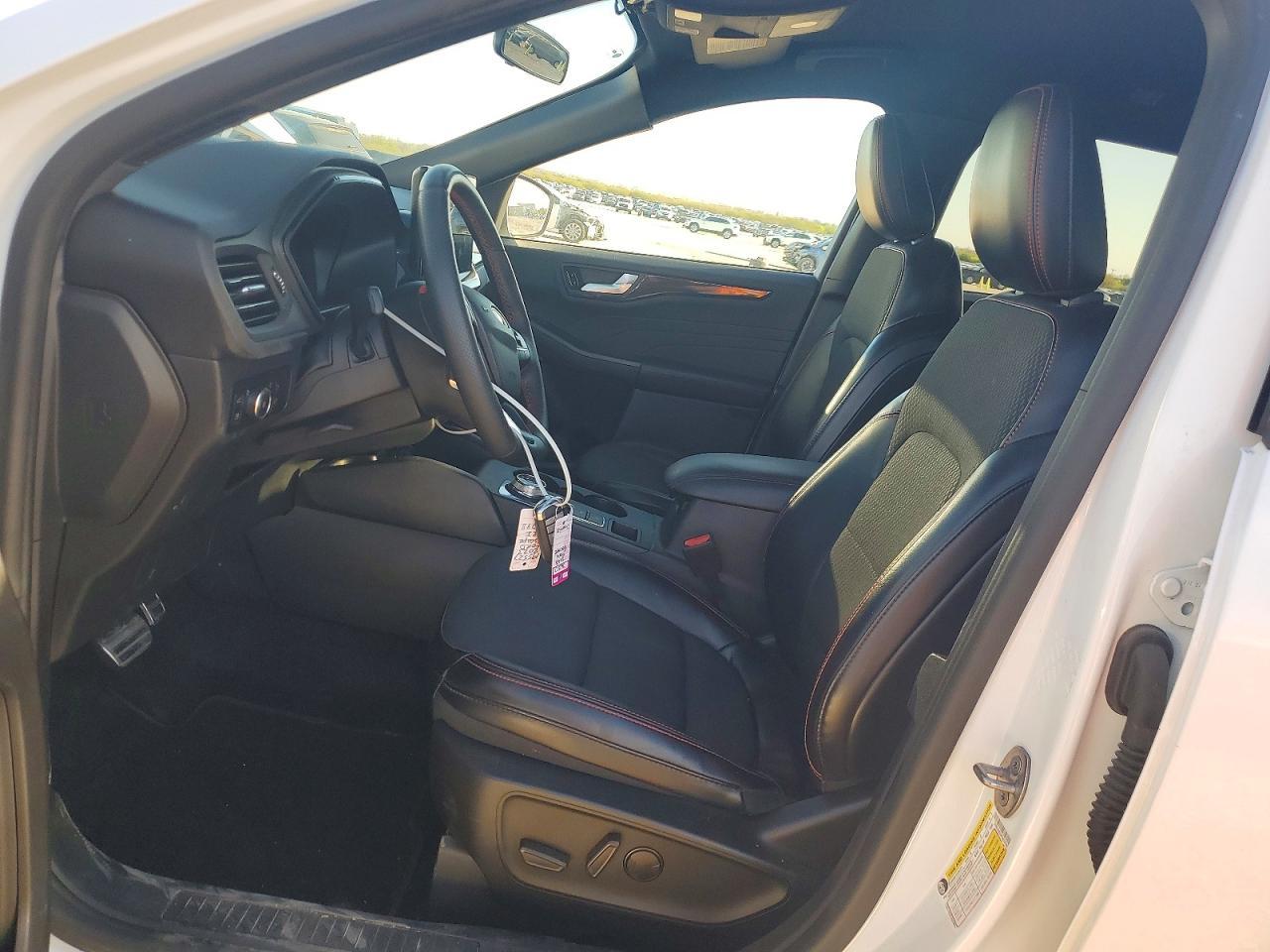 2023 Ford Escape St Line Select - Фото 7