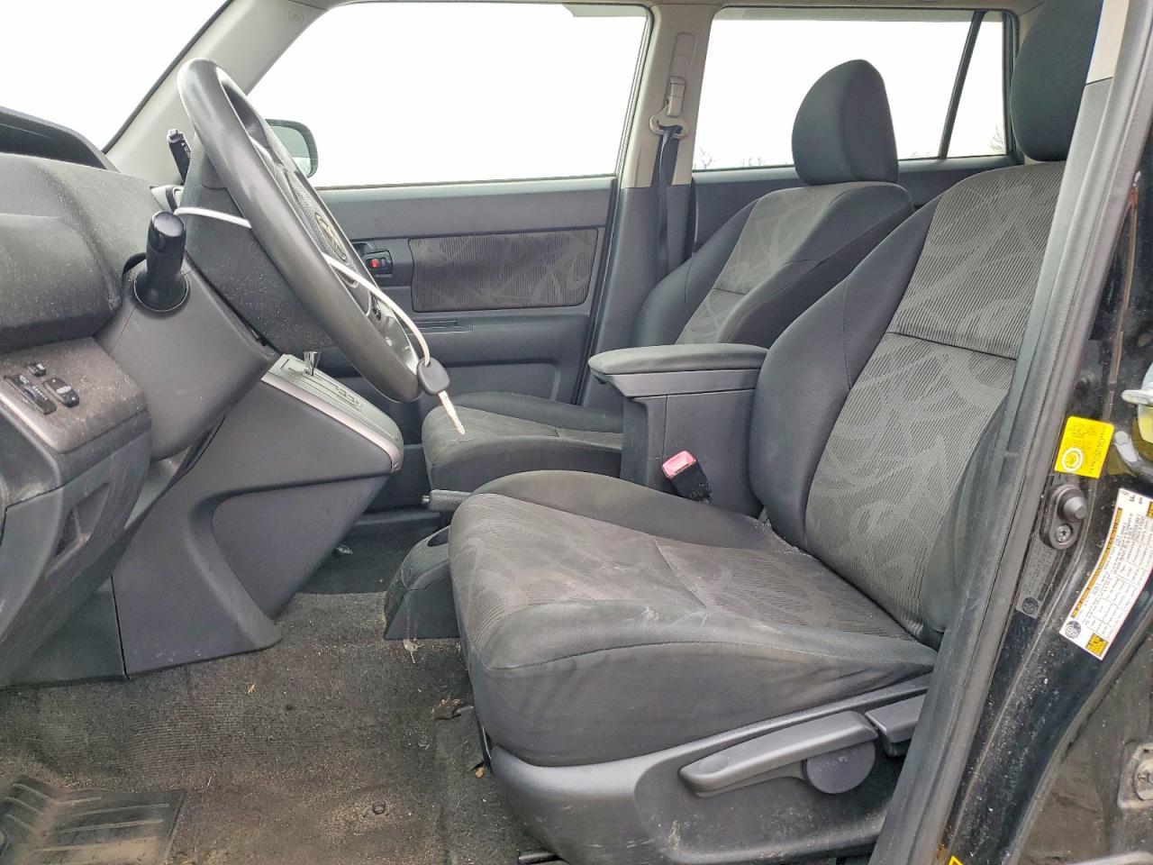 2014 Scion Xb Base - Фото 7