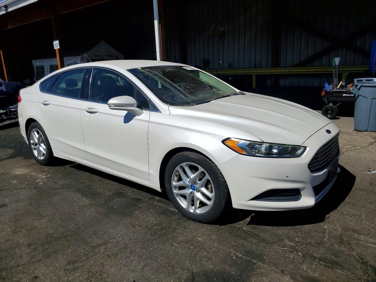 2013 Ford Fusion Se - Фото 4