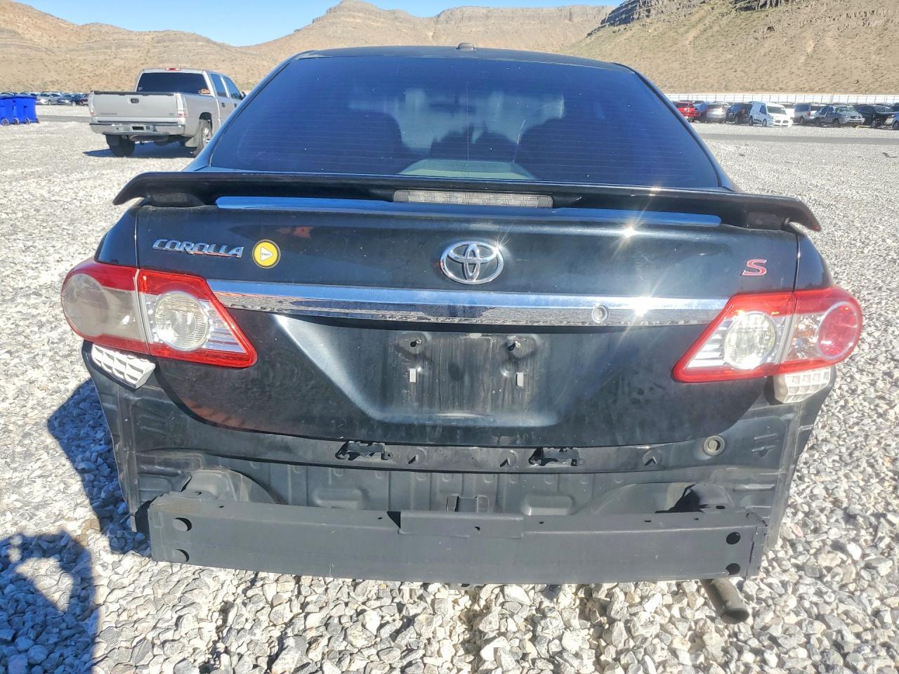 2011 Toyota Corolla S - Image 6