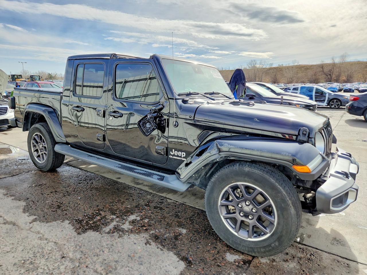 2021 Jeep Gladiator Overland - Image 4