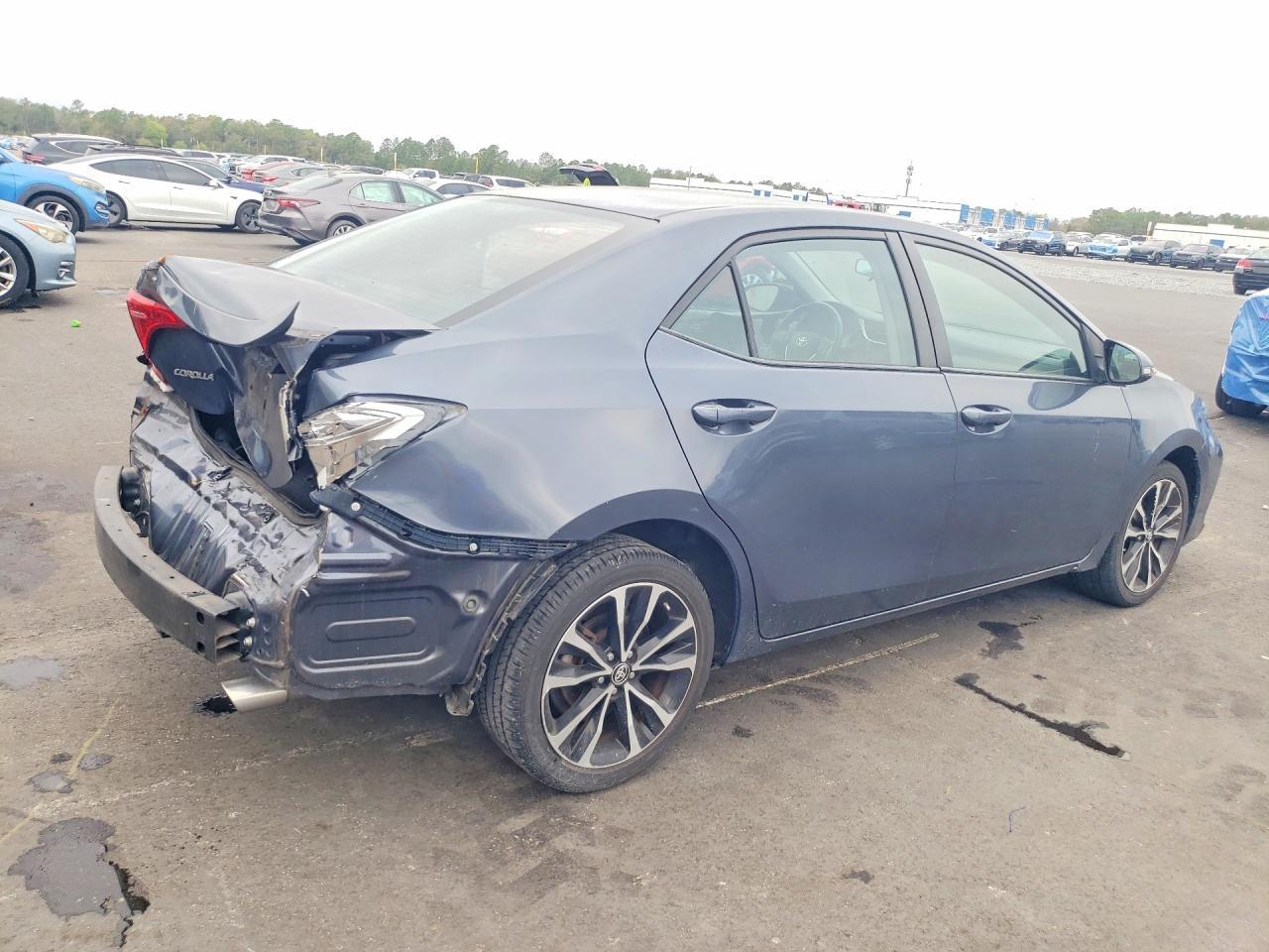 2019 Toyota Corolla Se - Image 3