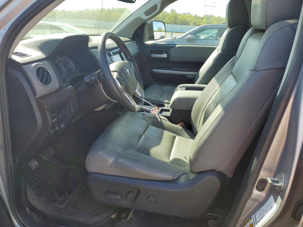 2016 Toyota Tundra Limited - Image 7