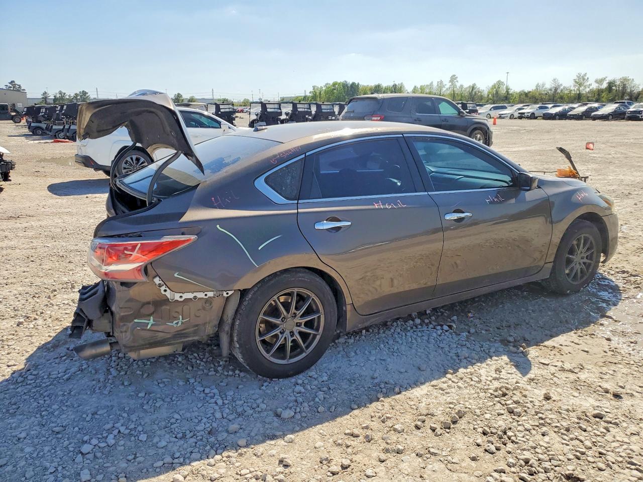 2015 Nissan Altima 2.5 S - Фото 3