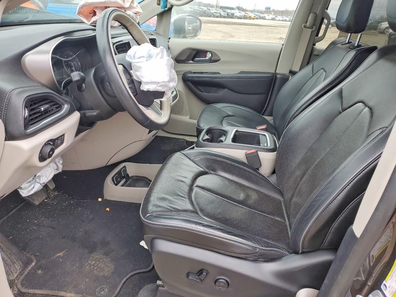 2019 Chrysler Pacifica Limited - Фото 7