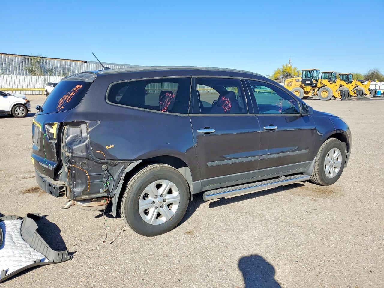 2014 Chevrolet Traverse Ls - Фото 3