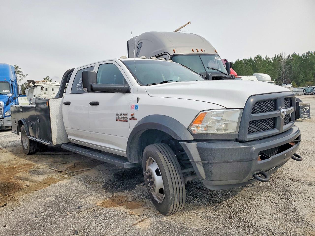 2018 Ram 5500 Flatbed Truck