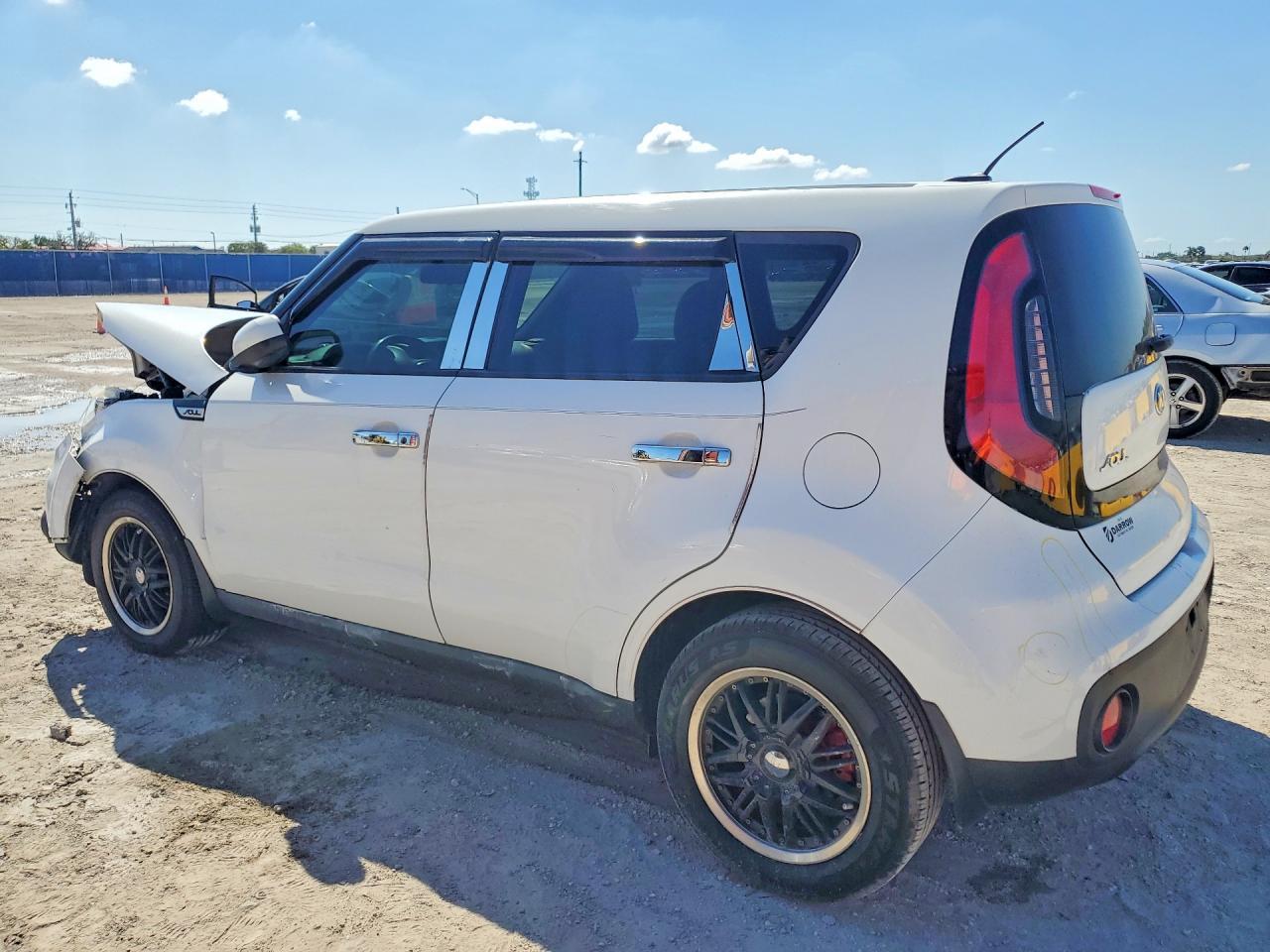 2018 Kia Soul Base - Image 2
