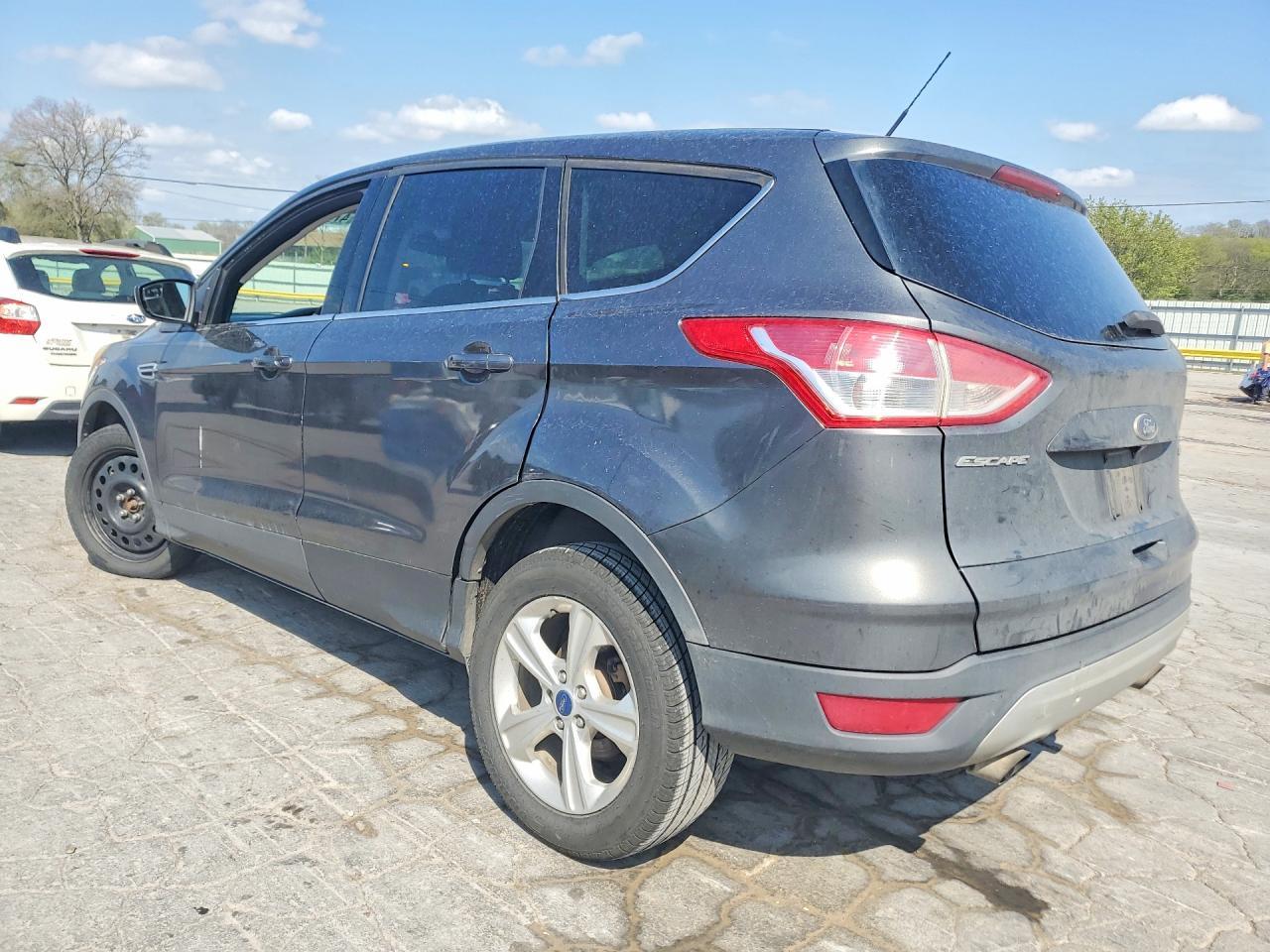 2015 Ford Escape Se - Image 2