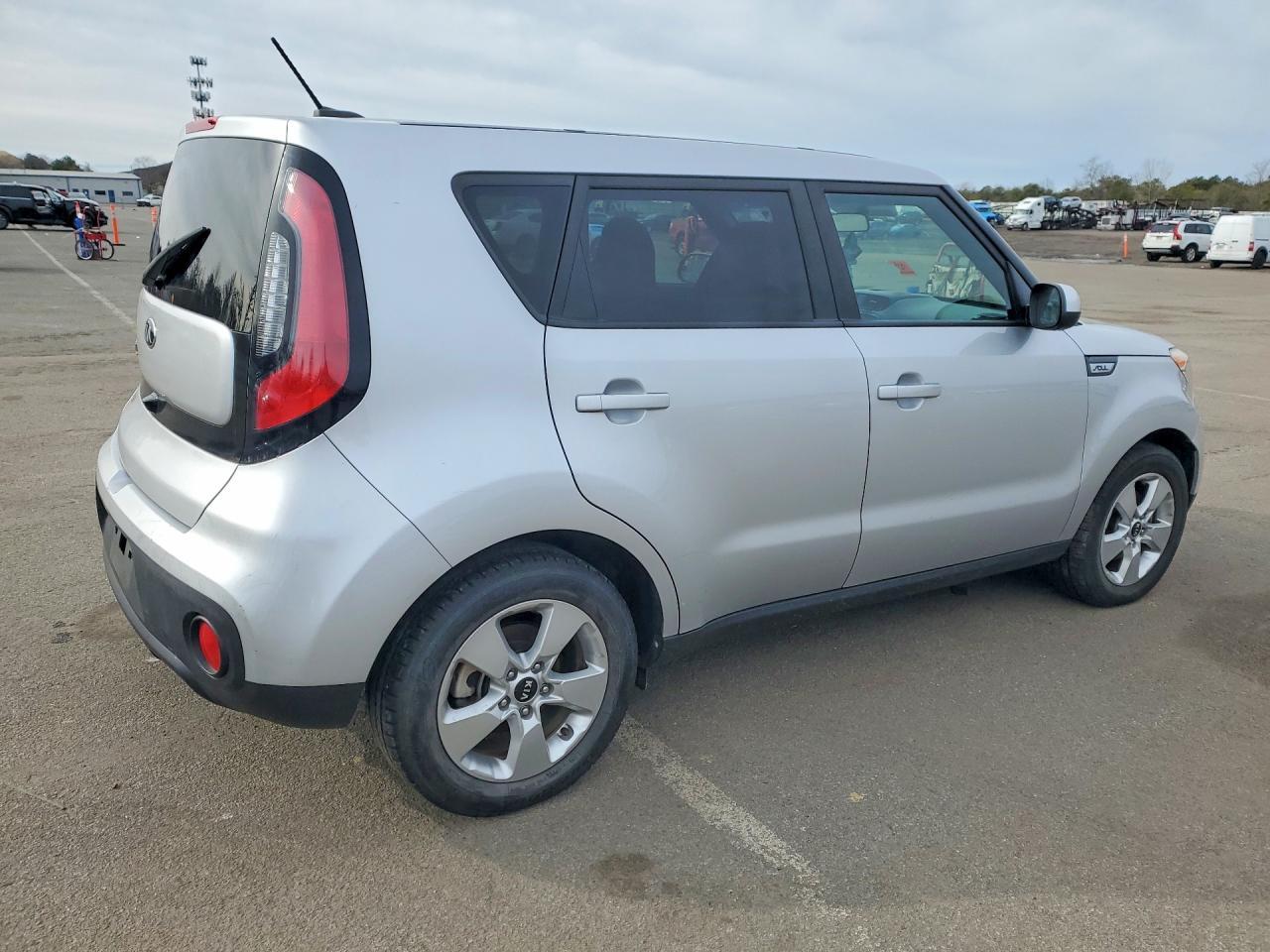 2019 Kia Soul Base - Фото 3