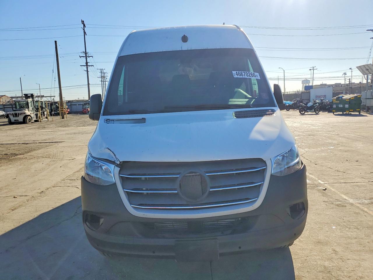 2023 Mercedes Benz Sprinter 1500 Delivery Van - Фото 5