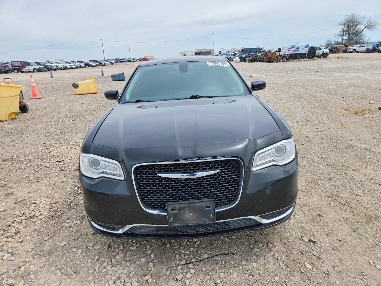2020 Chrysler 300 Touring - Image 5