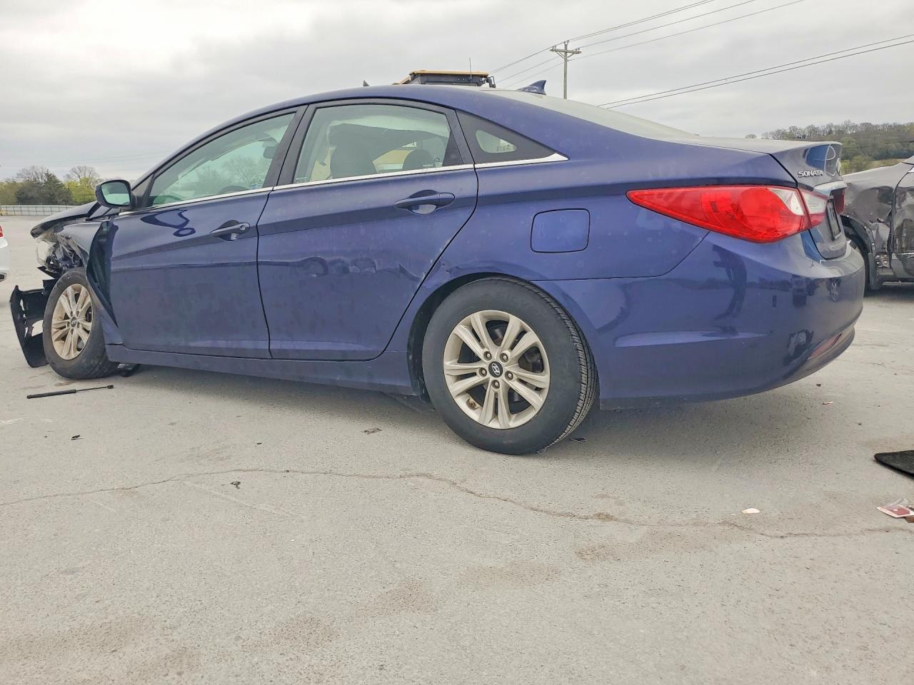 2013 Hyundai Sonata Gls - Фото 2