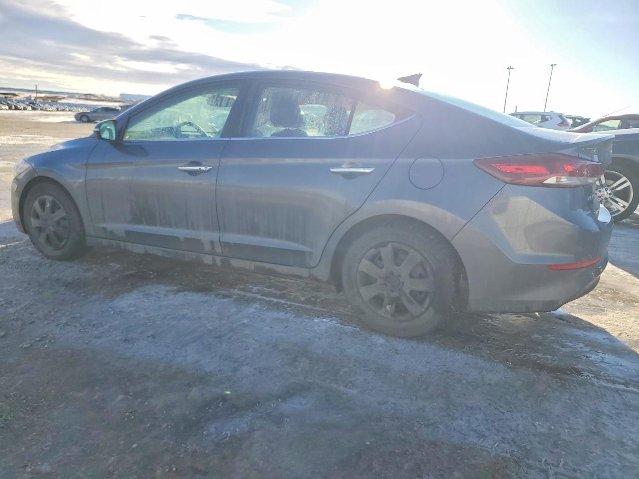 2017 Hyundai Elantra Se - Фото 2