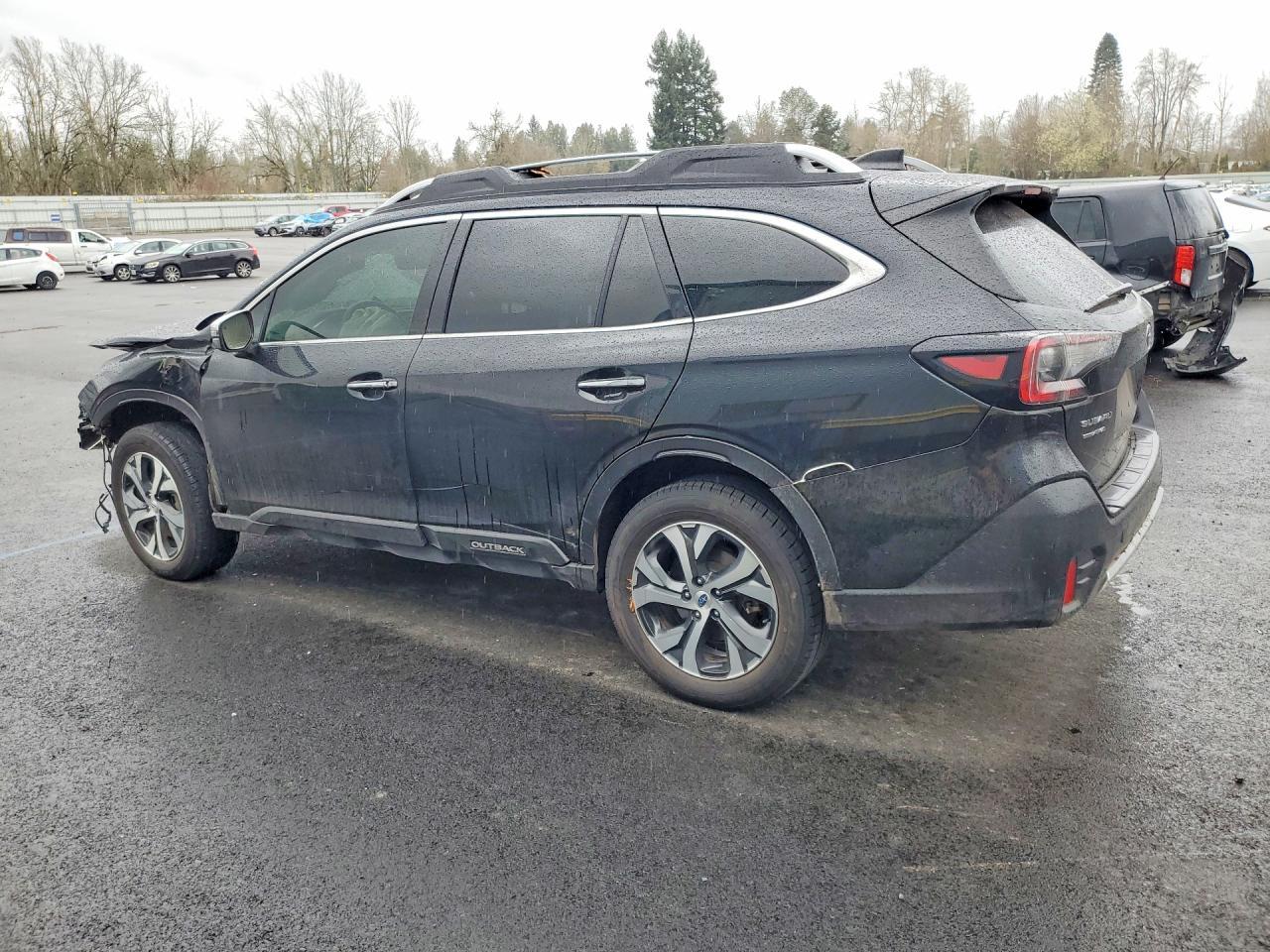 2022 Subaru Outback Touring - Image 2