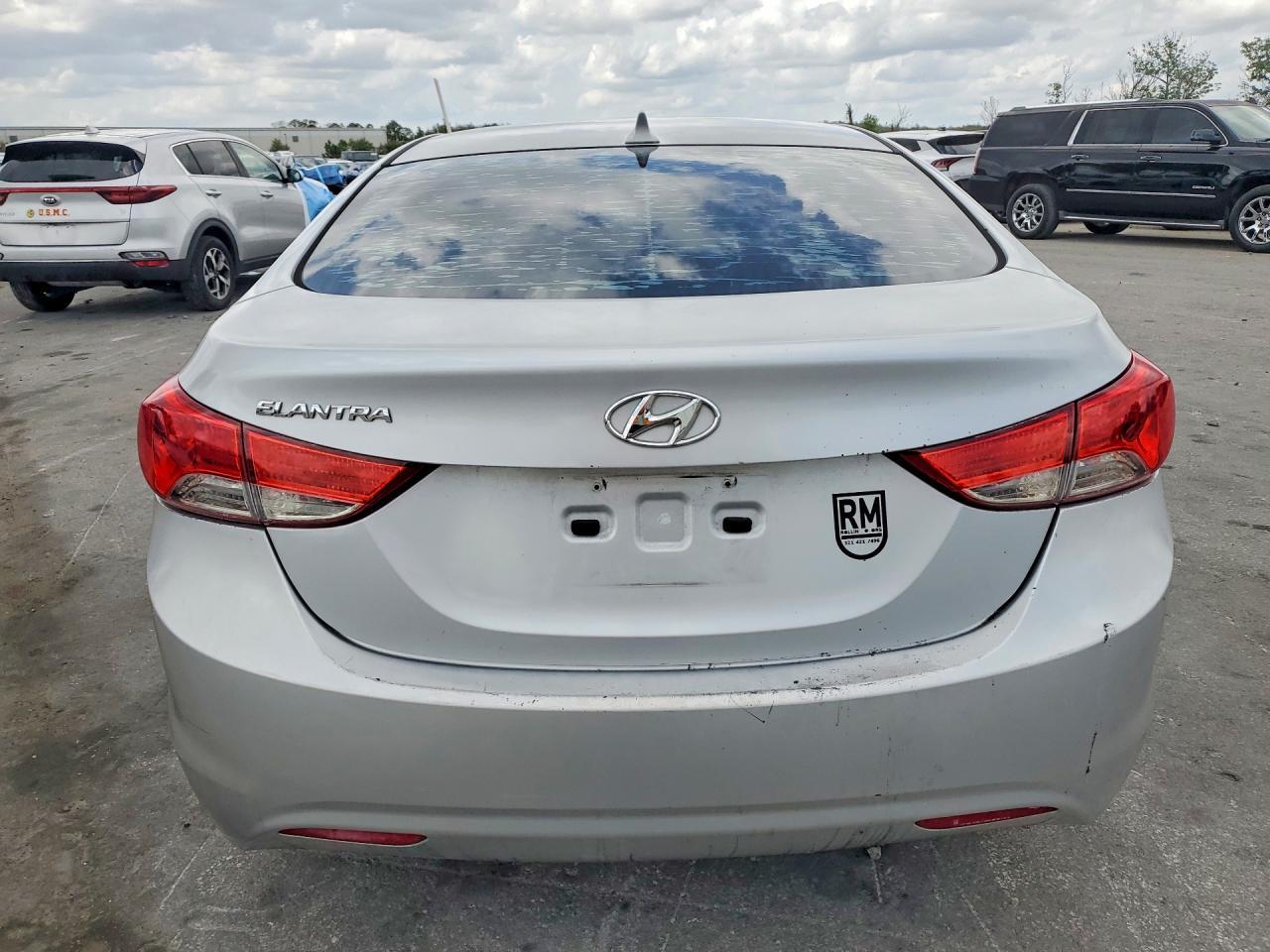 2013 Hyundai Elantra Gls - Фото 6