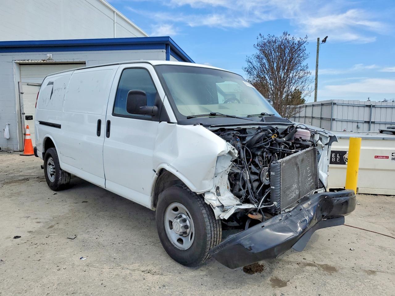 2014 Chevrolet Express G2500 - Фото 4