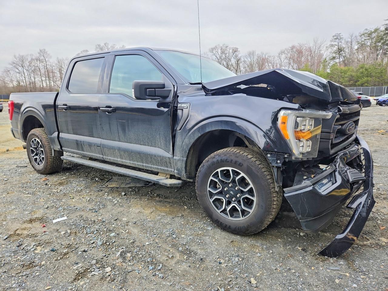 2021 Ford F150 Supercrew - Image 4