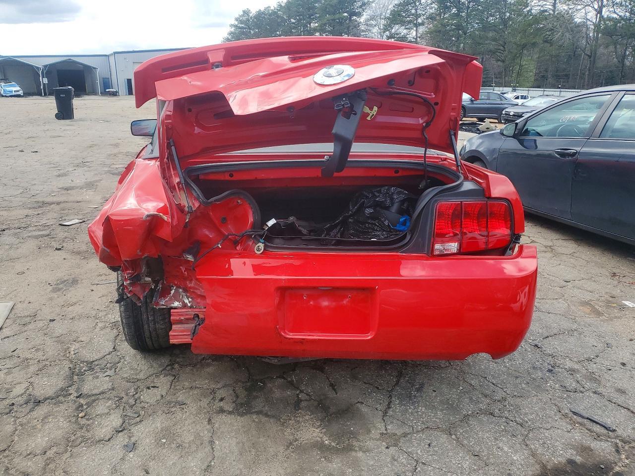 2005 Ford Mustang - Фото 6