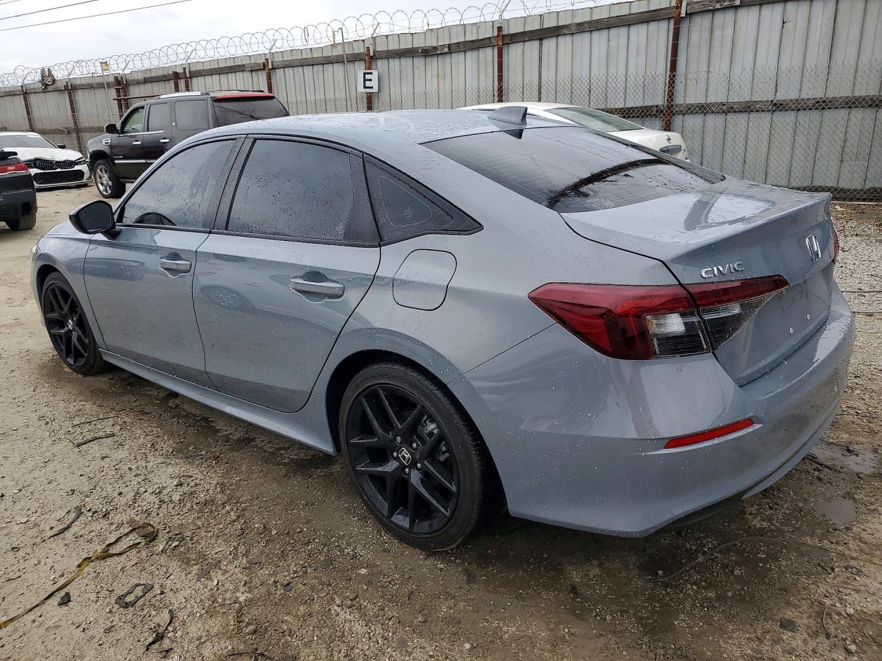 2025 Honda Civic Sport - Фото 2
