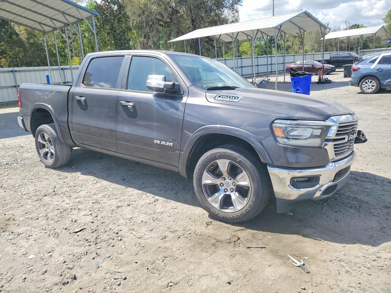 2019 Ram 1500 Laramie - Фото 4
