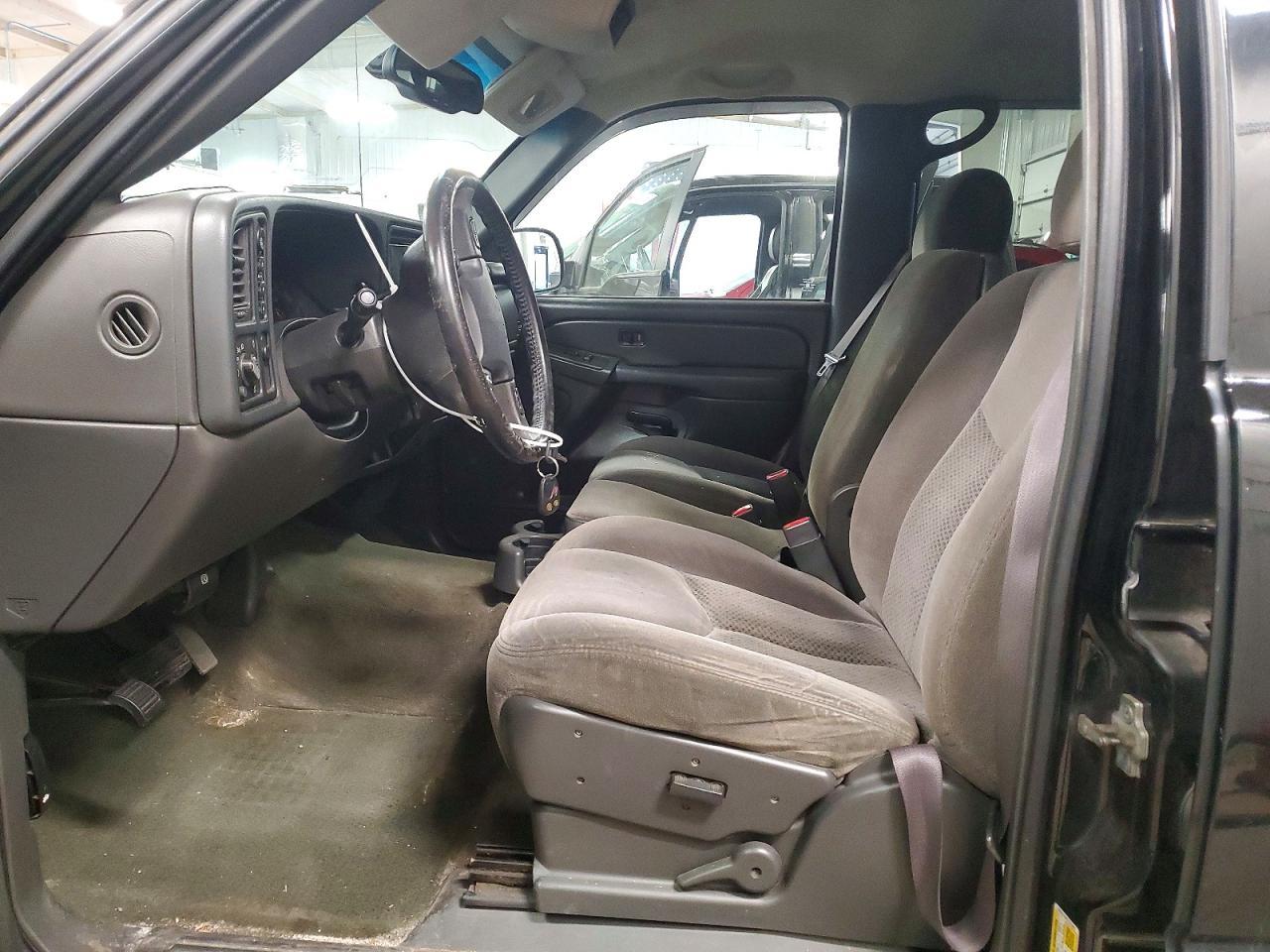 2007 Chevrolet Silverado K1500 Classic Crew Cab - Image 7