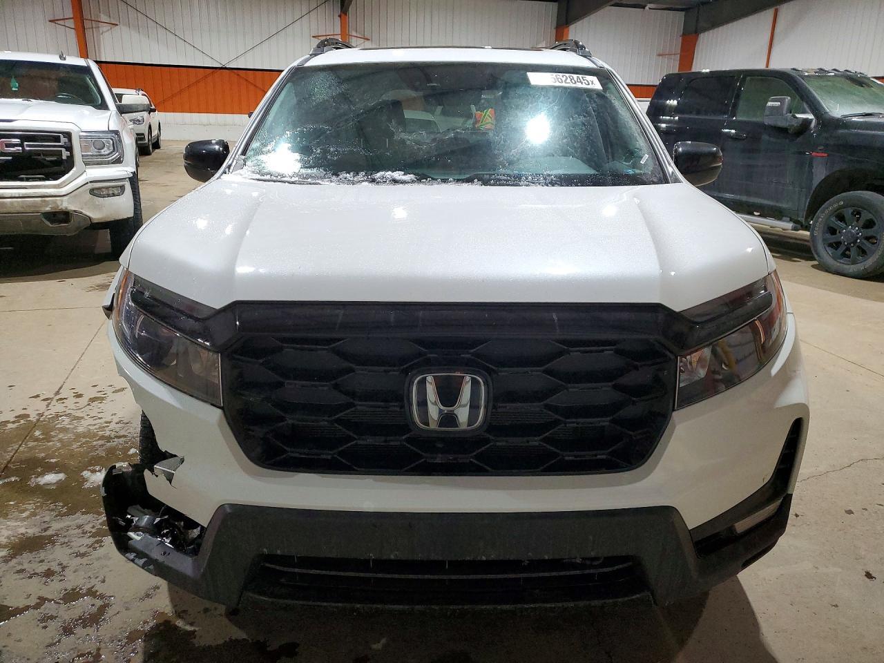 2023 Honda Passport Touring 4Dr - Image 5
