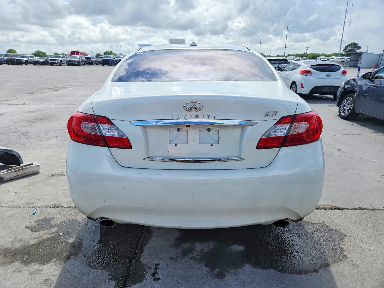 2012 Infiniti M37 Base - Фото 6