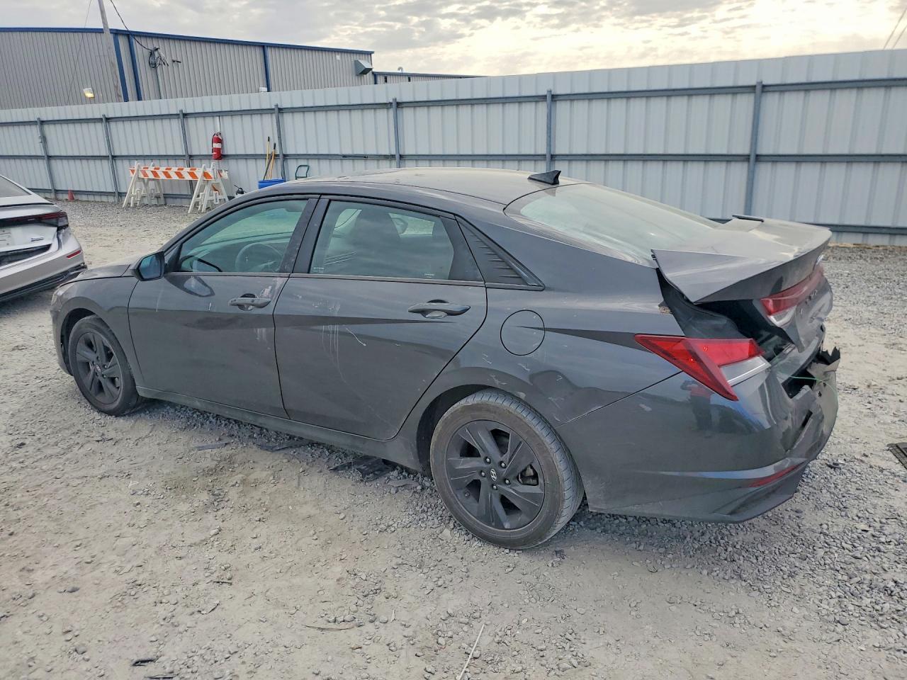 2024 Hyundai Elantra Sel - Фото 2