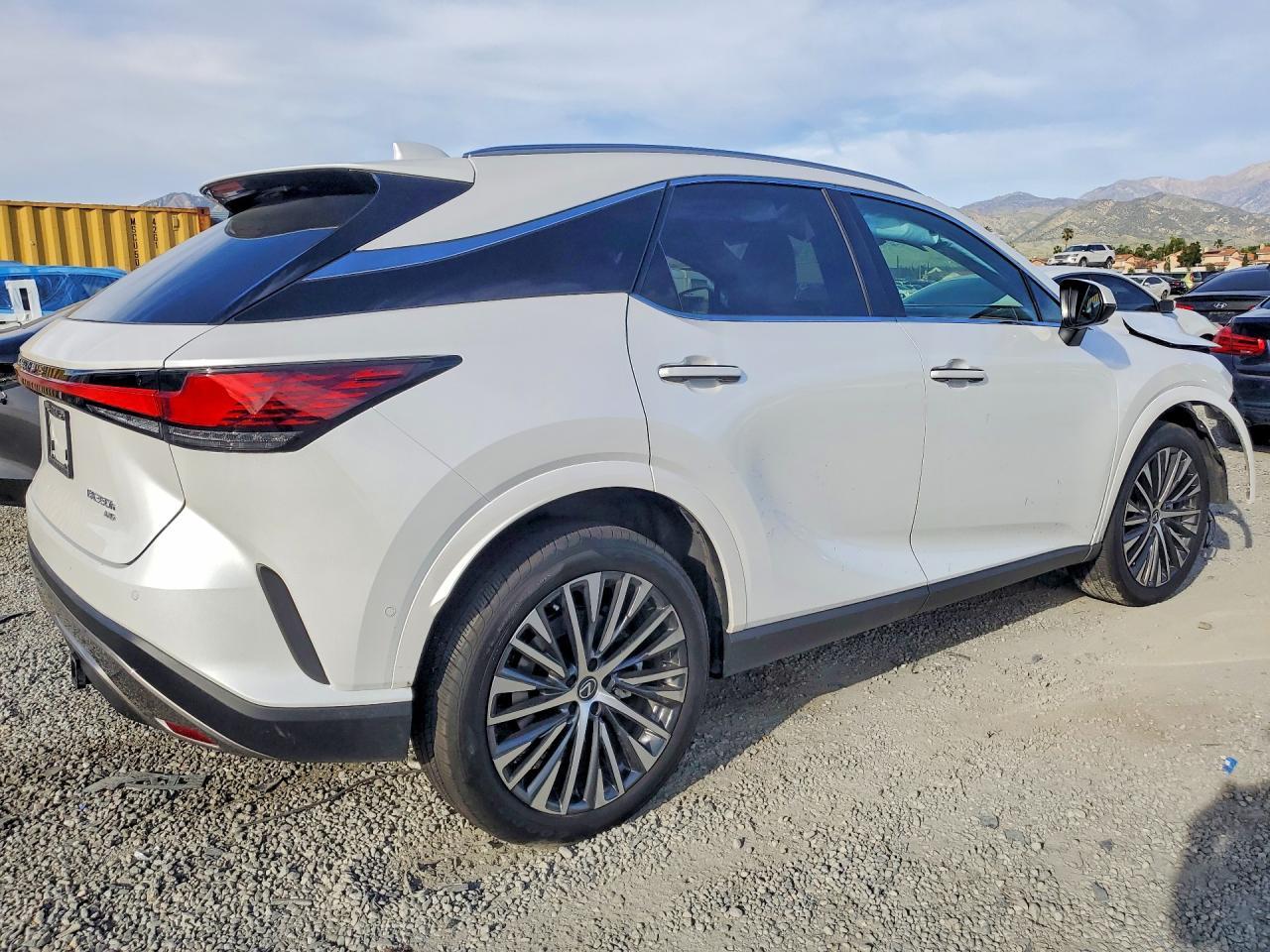 2025 Lexus Rx 350H Premium+ - Image 3