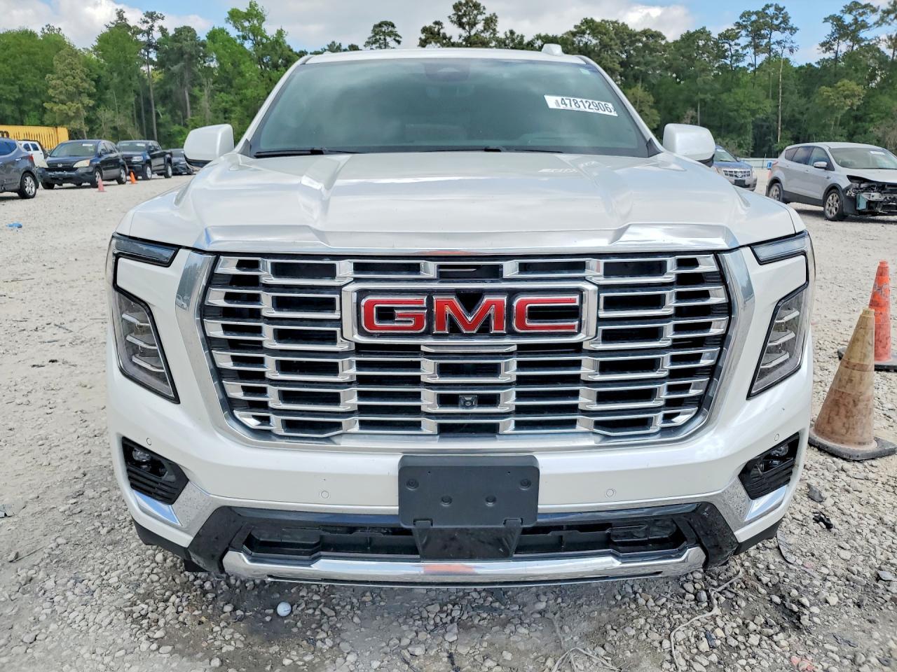 2025 GMC Yukon Xl Denali - Фото 5