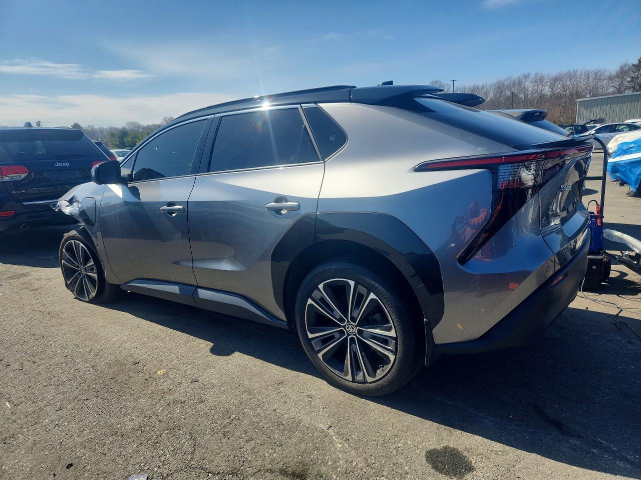 2023 Toyota Bz4X Limited - Фото 2